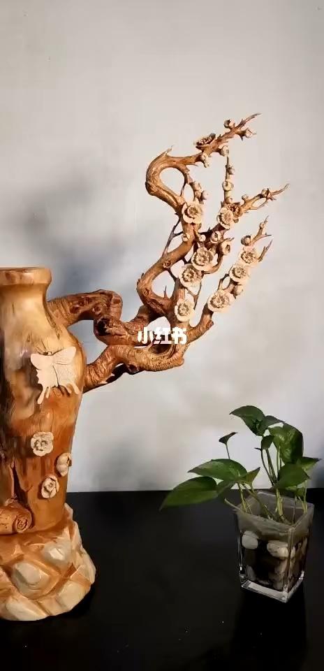 树根雕花瓶方法
